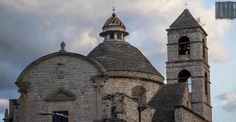 Cupole a trullo, affreschi e un dipinto miracoloso: è la chiesa del Santissimo Crocifisso di Bitonto